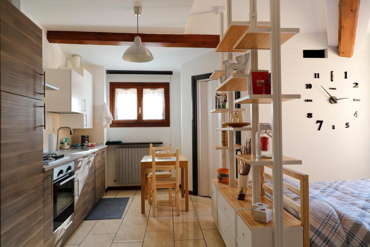 Emily House Vignola Apartment วิญโญลา ภายนอก รูปภาพ